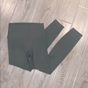 Lululemon wunder under high rise 7/8 tight